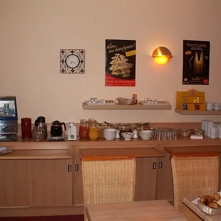 Alcyon فندق سوموور